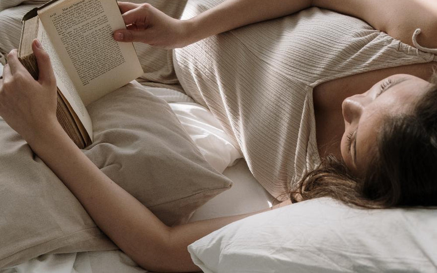 Sleep Zone Blog for proper and well-deserved pampering to unwind after your work, we have listed ways and items you can use to make reading in bed most comfortable. 
